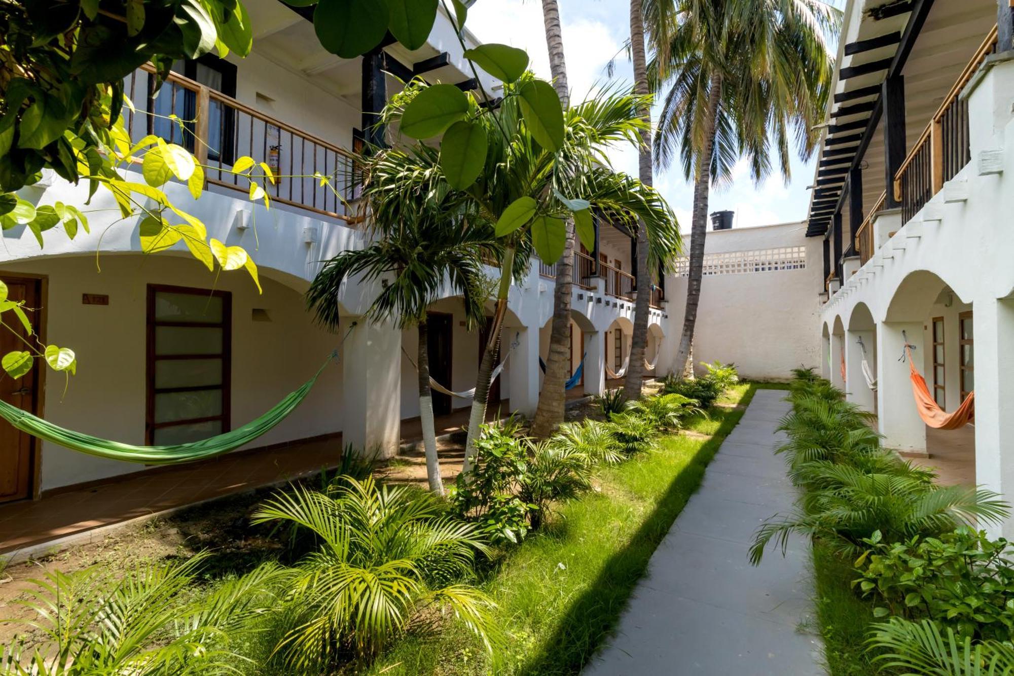 Hotel Sansiraka Suites By Geh Suites — Fotos 1